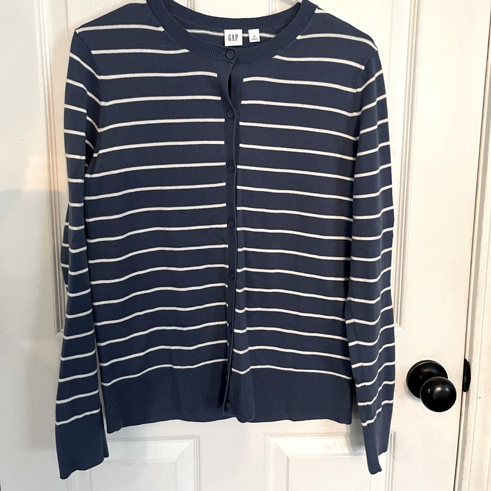 GAP - Blue and white stripe cardigan - NEW without Tags - size Large